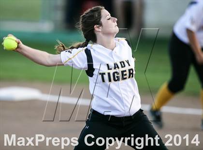 Thumbnail 2 in Wylie vs Mt. Pleasant (UIL Class 4A Bi-District Playoff) photogallery.
