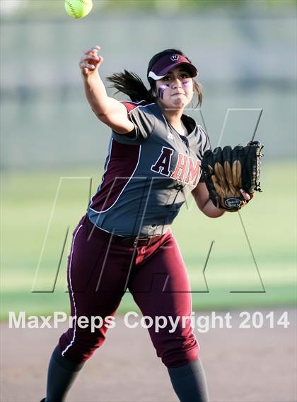 Thumbnail 2 in Wylie vs Mt. Pleasant (UIL Class 4A Bi-District Playoff) photogallery.