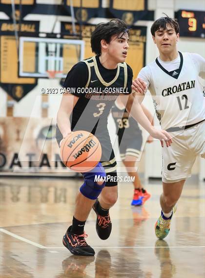 Thumbnail 3 in Dixon @ Croatan photogallery.