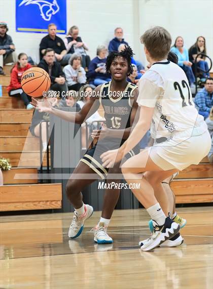 Thumbnail 3 in Dixon @ Croatan photogallery.