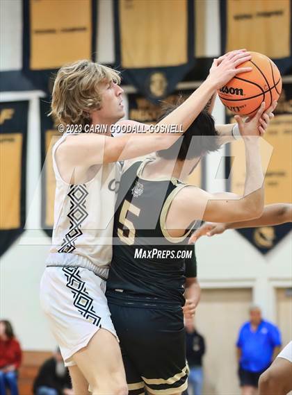 Thumbnail 1 in Dixon @ Croatan photogallery.