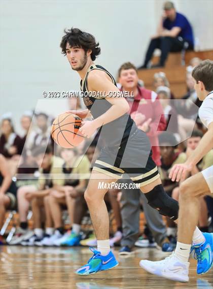 Thumbnail 3 in Dixon @ Croatan photogallery.