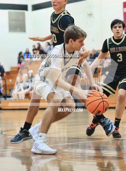 Thumbnail 3 in Dixon @ Croatan photogallery.