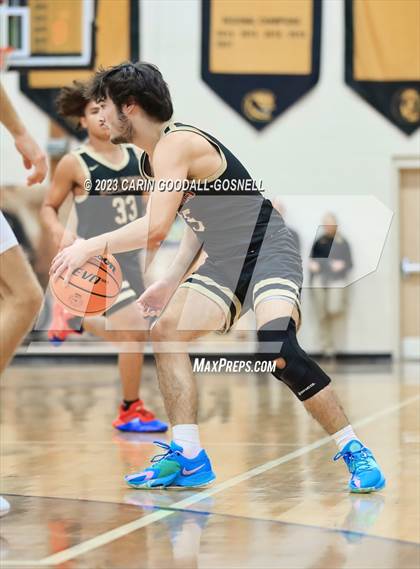 Thumbnail 3 in Dixon @ Croatan photogallery.