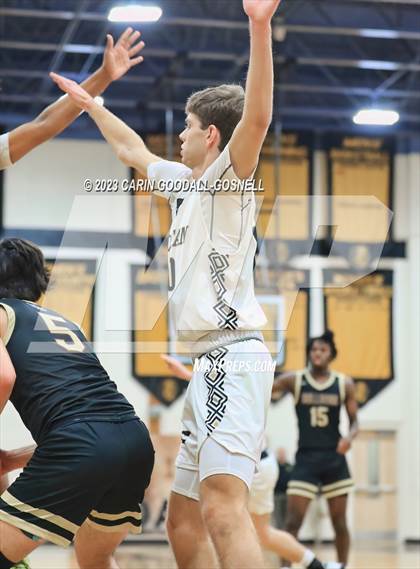 Thumbnail 3 in Dixon @ Croatan photogallery.