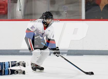 Thumbnail 1 in Warde/Ludlowe @ Wilton/Norwalk photogallery.