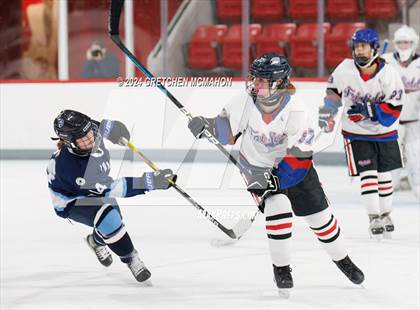 Thumbnail 1 in Warde/Ludlowe @ Wilton/Norwalk photogallery.
