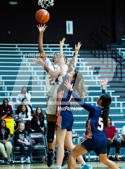 Thumbnail 2 in Sachse vs Rowlett photogallery.