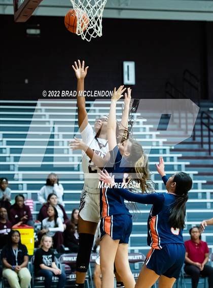 Thumbnail 3 in Sachse vs Rowlett photogallery.