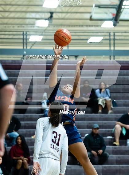 Thumbnail 2 in Sachse vs Rowlett photogallery.