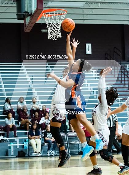 Thumbnail 2 in Sachse vs Rowlett photogallery.