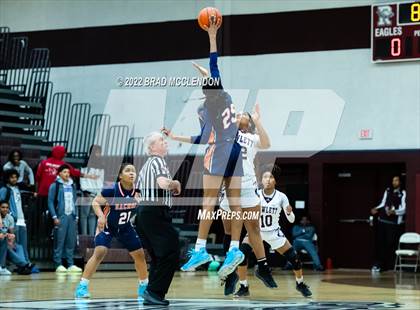 Thumbnail 1 in Sachse vs Rowlett photogallery.