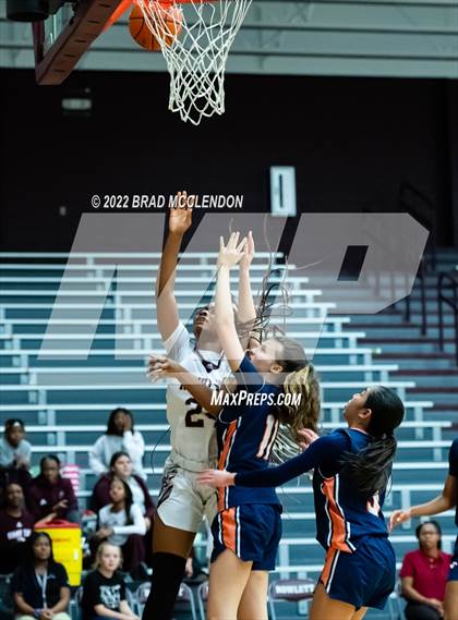 Thumbnail 1 in Sachse vs Rowlett photogallery.