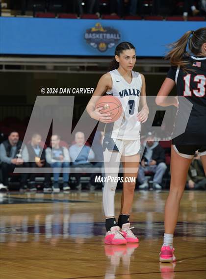 Thumbnail 2 in Putnam Valley vs. Croton-Harmon (NYSPHSAA Section 1 Class B Semifinal) photogallery.