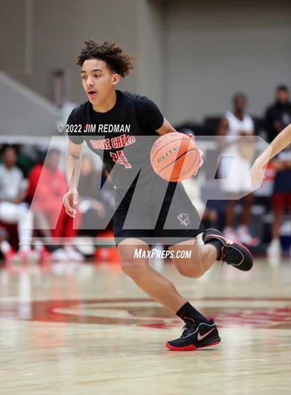 Thumbnail 2 in Atascocita vs. Goose Creek Memorialn (McDonald's Texas Invitational) photogallery.