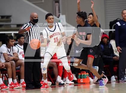 Thumbnail 3 in Atascocita vs. Goose Creek Memorialn (McDonald's Texas Invitational) photogallery.