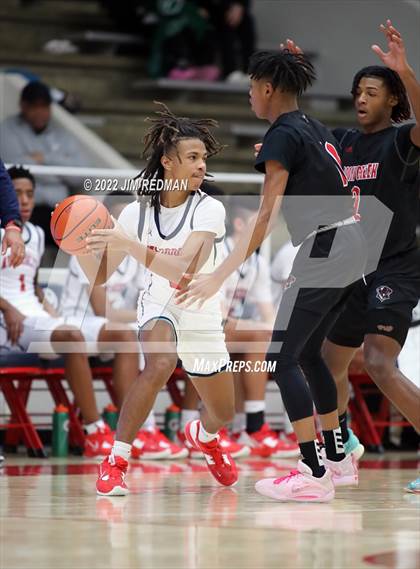 Thumbnail 2 in Atascocita vs. Goose Creek Memorialn (McDonald's Texas Invitational) photogallery.