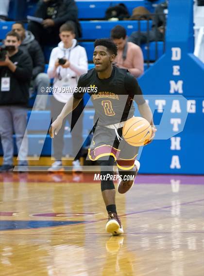 Thumbnail 2 in IMG Academy vs. McNamara (ARS National Hoopfest) photogallery.
