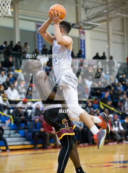 Thumbnail 2 in IMG Academy vs. McNamara (ARS National Hoopfest) photogallery.