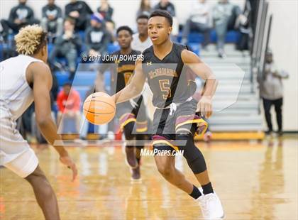 Thumbnail 3 in IMG Academy vs. McNamara (ARS National Hoopfest) photogallery.