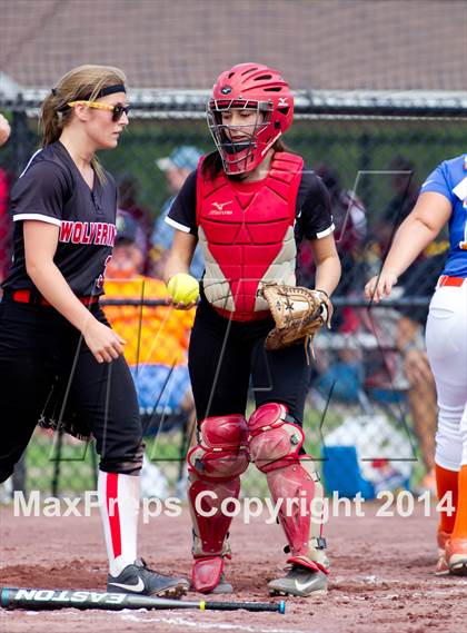 Thumbnail 3 in Bolivar-Richburg vs. Edison (NYSPHSAA Class C Semifinal) photogallery.