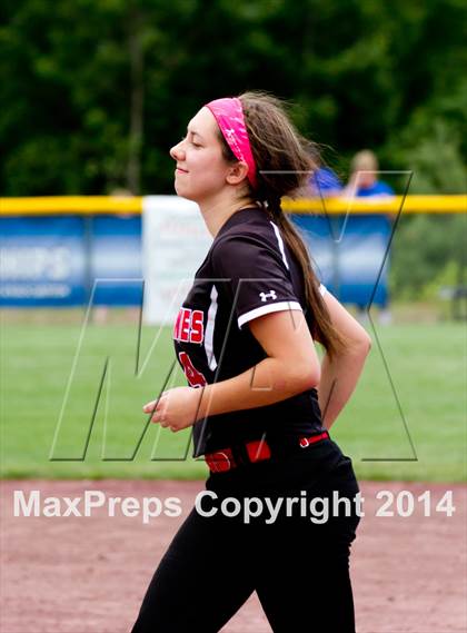 Thumbnail 3 in Bolivar-Richburg vs. Edison (NYSPHSAA Class C Semifinal) photogallery.