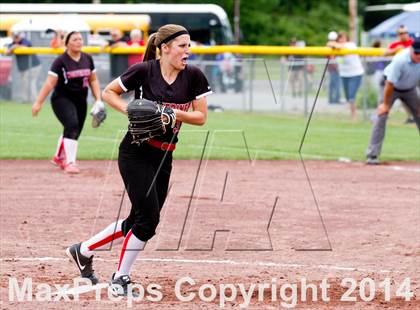 Thumbnail 2 in Bolivar-Richburg vs. Edison (NYSPHSAA Class C Semifinal) photogallery.