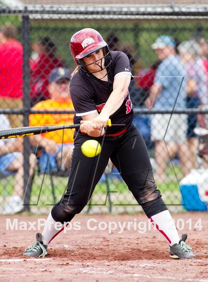 Thumbnail 3 in Bolivar-Richburg vs. Edison (NYSPHSAA Class C Semifinal) photogallery.