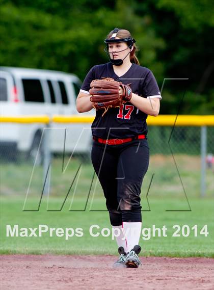 Thumbnail 3 in Bolivar-Richburg vs. Edison (NYSPHSAA Class C Semifinal) photogallery.