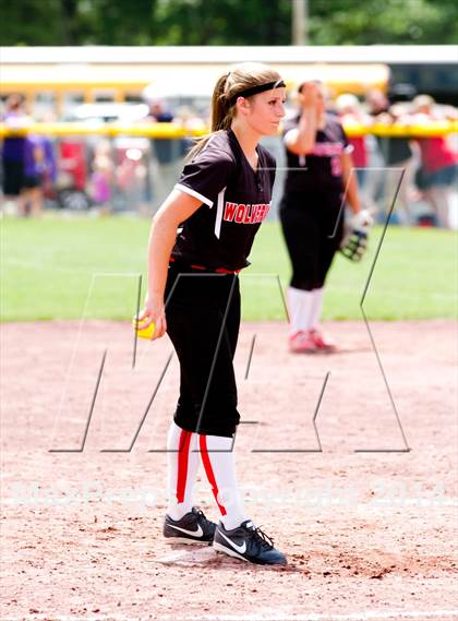 Thumbnail 3 in Bolivar-Richburg vs. Edison (NYSPHSAA Class C Semifinal) photogallery.