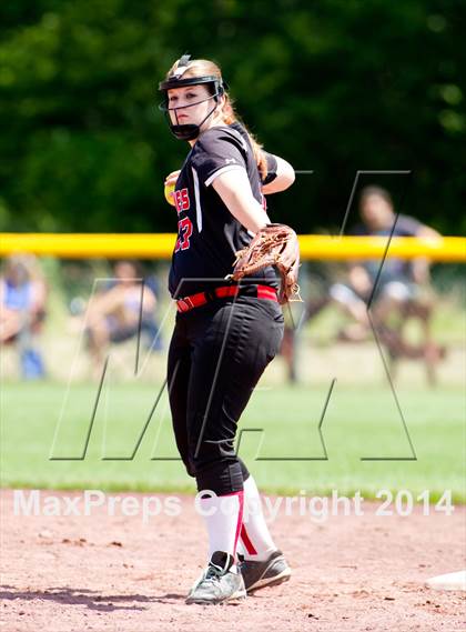 Thumbnail 3 in Bolivar-Richburg vs. Edison (NYSPHSAA Class C Semifinal) photogallery.