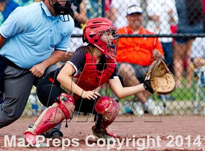 Thumbnail 3 in Bolivar-Richburg vs. Edison (NYSPHSAA Class C Semifinal) photogallery.