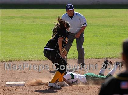 Thumbnail 1 in San Pedro vs. Port of Los Angeles (El Segundo Tournament) photogallery.