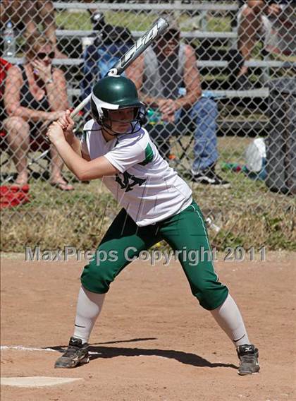 Thumbnail 1 in San Pedro vs. Port of Los Angeles (El Segundo Tournament) photogallery.