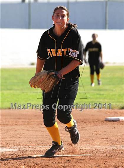Thumbnail 1 in San Pedro vs. Port of Los Angeles (El Segundo Tournament) photogallery.