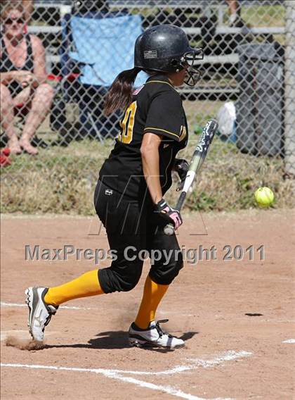 Thumbnail 1 in San Pedro vs. Port of Los Angeles (El Segundo Tournament) photogallery.
