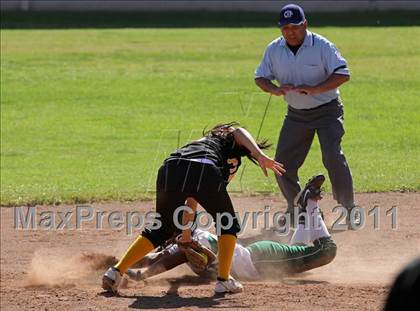 Thumbnail 2 in San Pedro vs. Port of Los Angeles (El Segundo Tournament) photogallery.