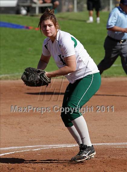 Thumbnail 1 in San Pedro vs. Port of Los Angeles (El Segundo Tournament) photogallery.