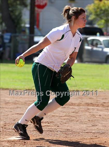 Thumbnail 3 in San Pedro vs. Port of Los Angeles (El Segundo Tournament) photogallery.