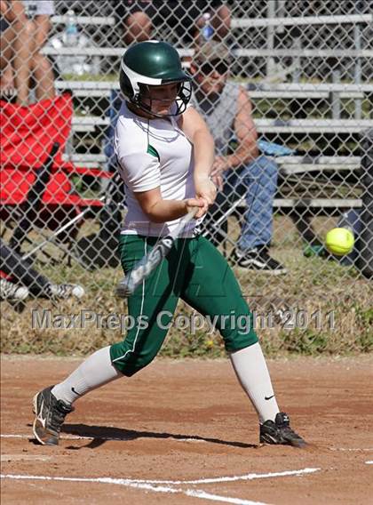 Thumbnail 1 in San Pedro vs. Port of Los Angeles (El Segundo Tournament) photogallery.