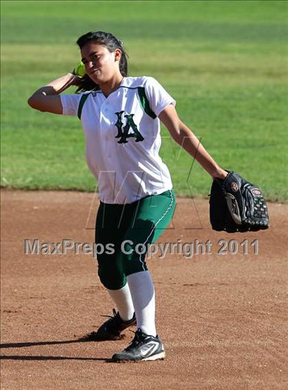 Thumbnail 2 in San Pedro vs. Port of Los Angeles (El Segundo Tournament) photogallery.