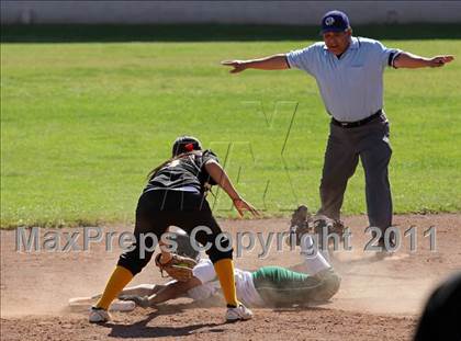 Thumbnail 3 in San Pedro vs. Port of Los Angeles (El Segundo Tournament) photogallery.