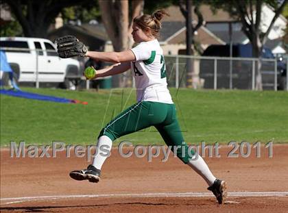 Thumbnail 2 in San Pedro vs. Port of Los Angeles (El Segundo Tournament) photogallery.