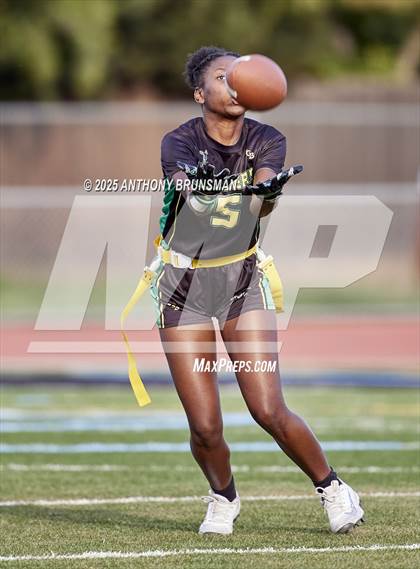 Thumbnail 2 in Inderkum @ Rio Americano photogallery.