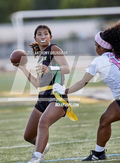 Thumbnail 1 in Inderkum @ Rio Americano photogallery.
