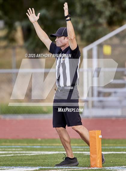 Thumbnail 2 in Inderkum @ Rio Americano photogallery.