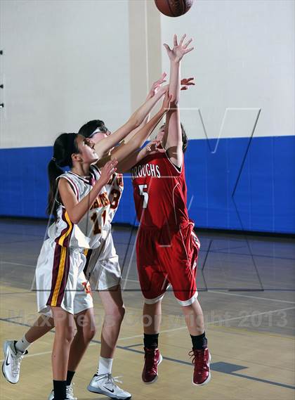 Thumbnail 2 in FR: Burroughs vs. La Canada (Burbank Tip Off Classic) photogallery.