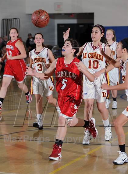 Thumbnail 2 in FR: Burroughs vs. La Canada (Burbank Tip Off Classic) photogallery.