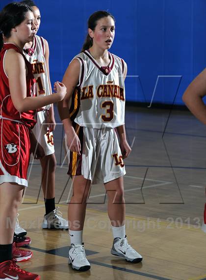 Thumbnail 3 in FR: Burroughs vs. La Canada (Burbank Tip Off Classic) photogallery.