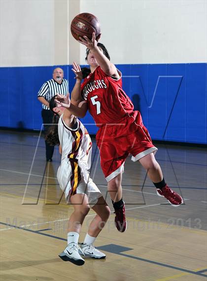 Thumbnail 3 in FR: Burroughs vs. La Canada (Burbank Tip Off Classic) photogallery.